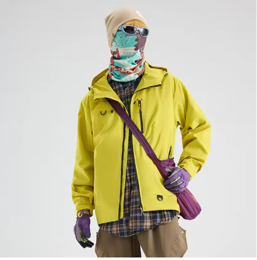 Explore the Great Outdoors Together with Our Ultimate Adventure-Ready Couples' Jacket – Your Perfect Companion for All Seasons!