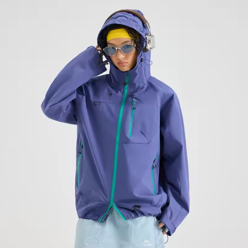 Explore the Great Outdoors Together with Our Ultimate Adventure-Ready Couples' Jacket – Your Perfect Companion for All Seasons!