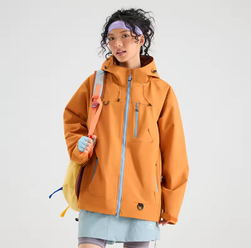 Explore the Great Outdoors Together with Our Ultimate Adventure-Ready Couples' Jacket – Your Perfect Companion for All Seasons!